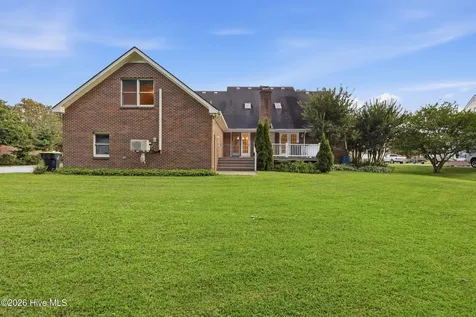 1706 Darian Drive Elizabeth City NC 27909