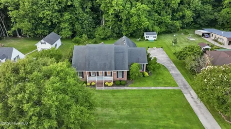 1706 Darian Drive Elizabeth City NC 27909