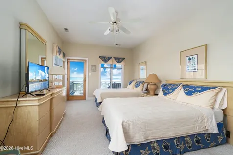 111 Bogue Court Emerald Isle NC 28594