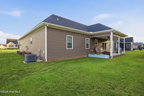 206 Pleasant Drive Elizabeth City NC 27909