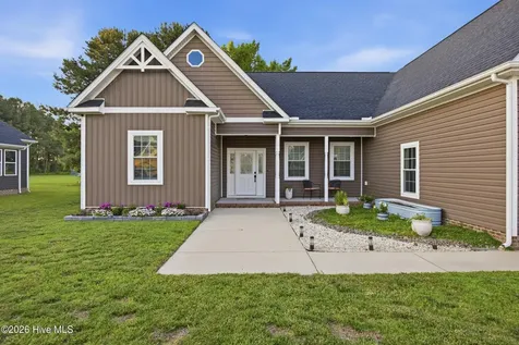 206 Pleasant Drive Elizabeth City NC 27909