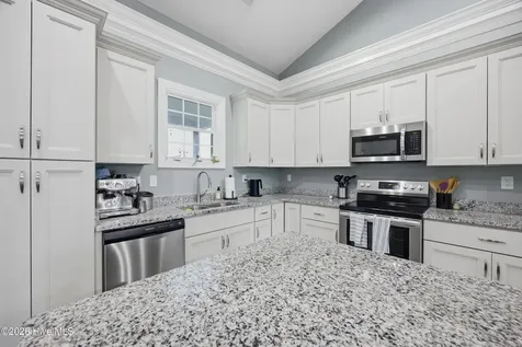 206 Pleasant Drive Elizabeth City NC 27909