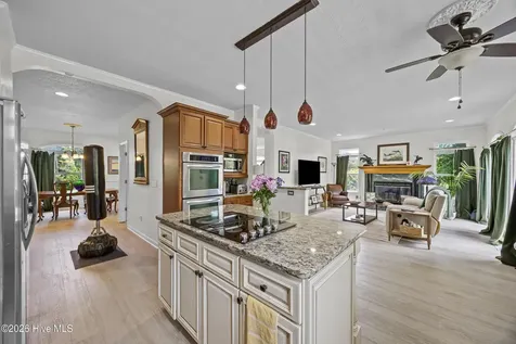 113 Dolphin Circle Hampstead NC 28443
