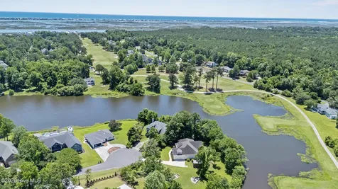 113 Dolphin Circle Hampstead NC 28443