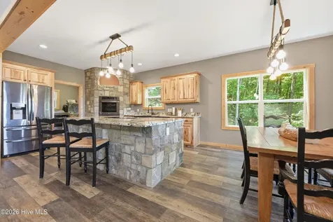 154 Blueberry Hill Hayesville NC 28904
