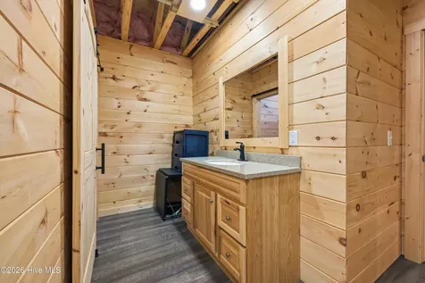 154 Blueberry Hill Hayesville NC 28904