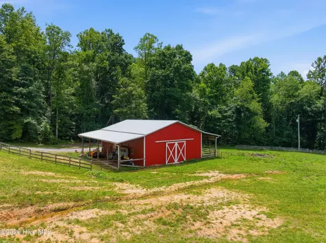154 Blueberry Hill Hayesville NC 28904