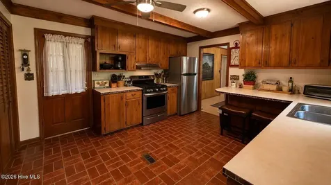11541 Pinecroft Street Laurinburg NC 28352