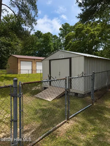 11541 Pinecroft Street Laurinburg NC 28352