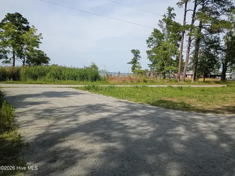 154 Strawhorn Creek Road Aurora NC 27806
