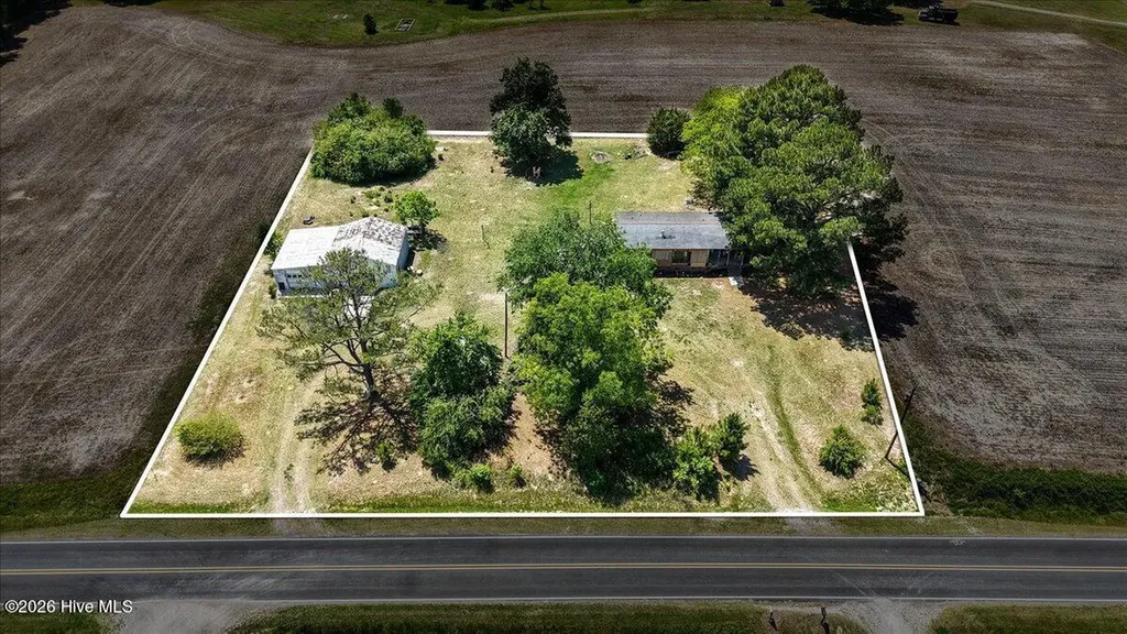 42 Collie Road Castalia NC 27816