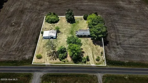 42 Collie Road Castalia NC 27816