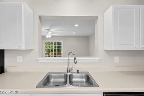 4240 Williamsbrook Lane Greenville NC 27858
