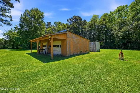 2665 Us Highway 117 Burgaw NC 28425