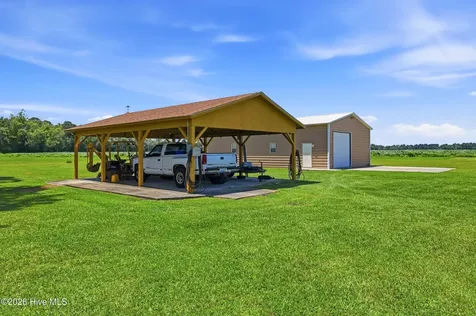2665 Us Highway 117 Burgaw NC 28425