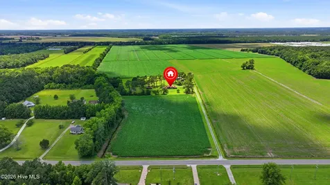 2665 Us Highway 117 Burgaw NC 28425