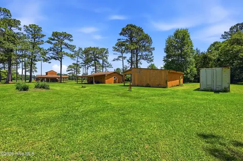 2665 Us Highway 117 Burgaw NC 28425
