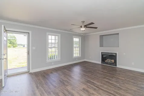 7712 La Finca Road Elm City NC 27822