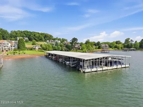 25 Mcintosh Circle Hayesville NC 28904