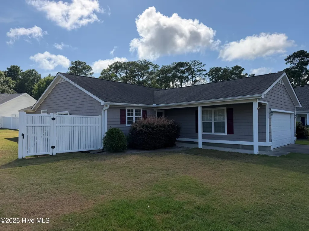 5006 Glen Cove Drive SE Southport NC 28461