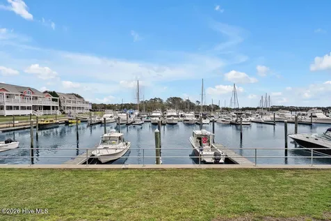 5006 Glen Cove Drive SE Southport NC 28461