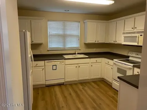 5006 Glen Cove Drive SE Southport NC 28461