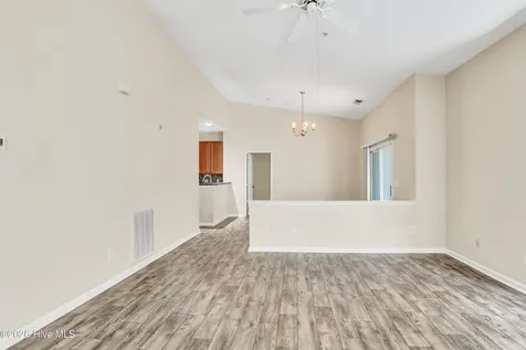 3907 River Front Place Wilmington NC 28412