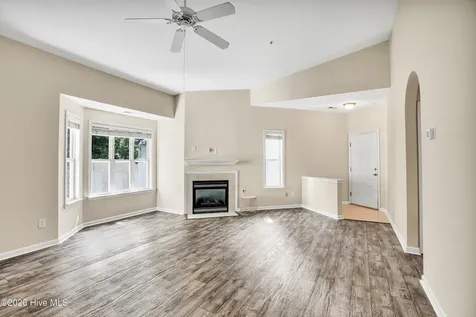 3907 River Front Place Wilmington NC 28412