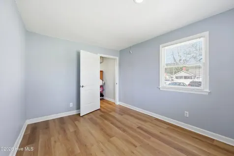 1102 Brown Street Washington NC 27889