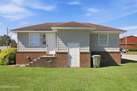 1102 Brown Street Washington NC 27889
