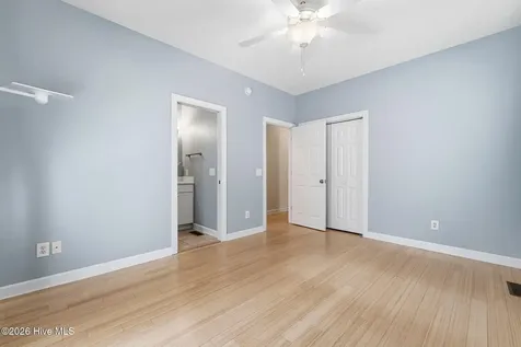 105 Woodall Court West End NC 27376