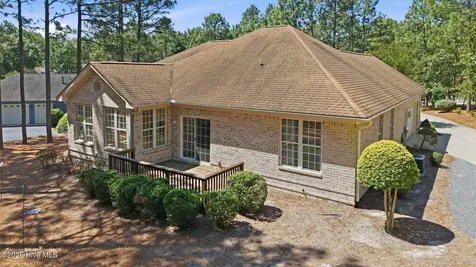 105 Woodall Court West End NC 27376