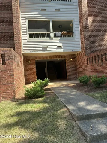 3512 Ivy Commons Drive Raleigh NC 27606