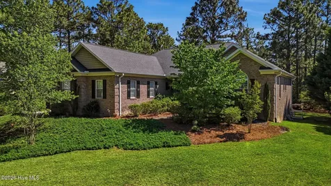 103 Smathers Drive West End NC 27376