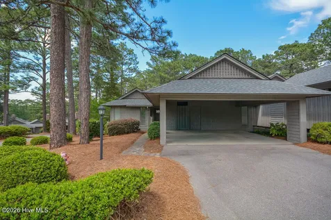 285 Sugar Gum Lane Pinehurst NC 28374