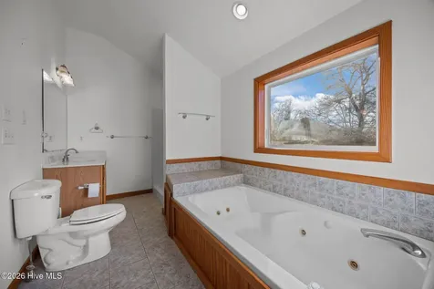 108 Young Rider Lane Grandy NC 27939
