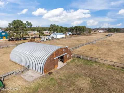 108 Young Rider Lane Grandy NC 27939