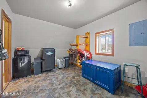 108 Young Rider Lane Grandy NC 27939