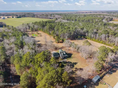 108 Young Rider Lane Grandy NC 27939
