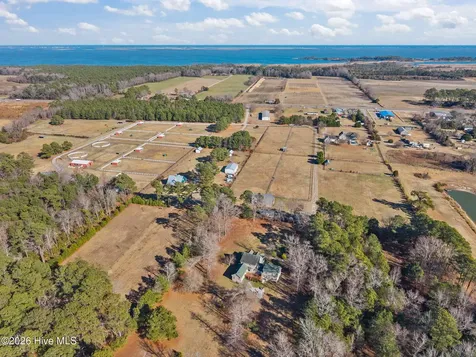 108 Young Rider Lane Grandy NC 27939