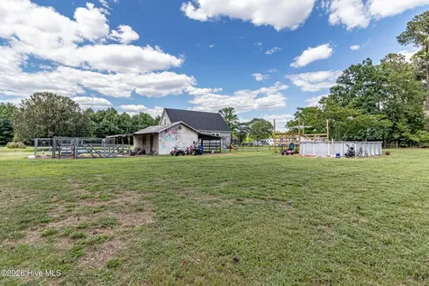 6868 Glover Road Elm City NC 27822