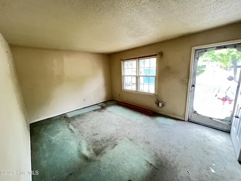 121 Forest Place Aberdeen NC 28315