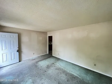 121 Forest Place Aberdeen NC 28315