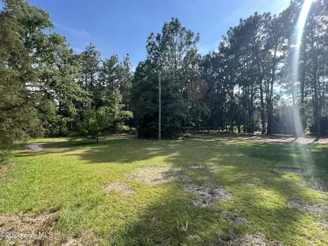 121 Forest Place Aberdeen NC 28315