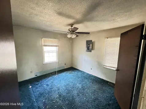 121 Forest Place Aberdeen NC 28315