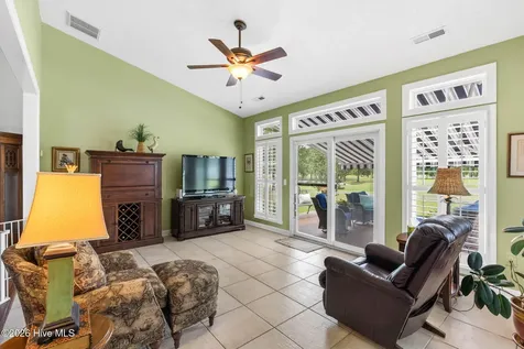 938 Meadowlands Trail NW Calabash NC 28467