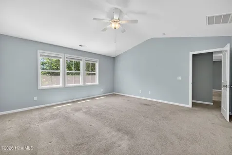 52 Violetear Ridge Hampstead NC 28443