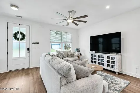 346 Longhill Drive Wilmington NC 28412