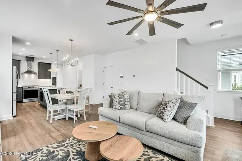 346 Longhill Drive Wilmington NC 28412