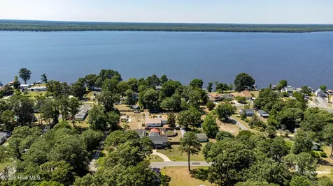 1306 Slick Hill Road Edenton NC 27932